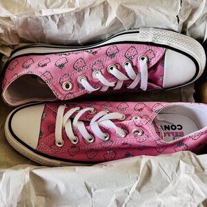 Hello Kitty low top